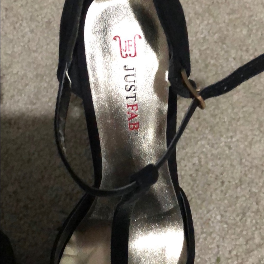 Shoes - Picture 3 of 5